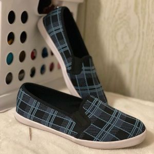 Nautica size 7.5 shoe